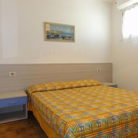Isola Clara - Appartamenti Bibione Oda fotoğraf