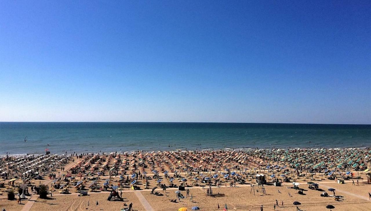 Isola Clara - Appartamenti Bibione Dış mekan fotoğraf