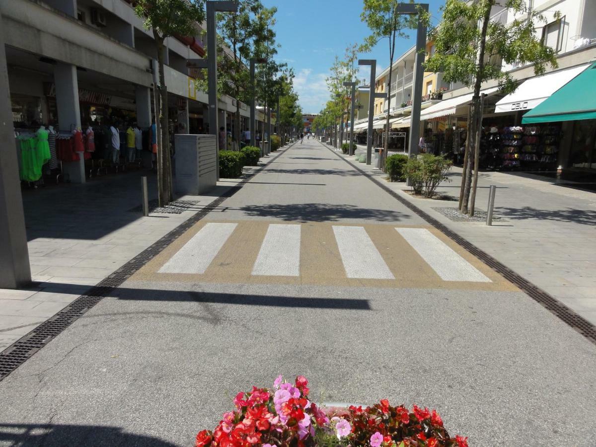 Isola Clara - Appartamenti Bibione Dış mekan fotoğraf